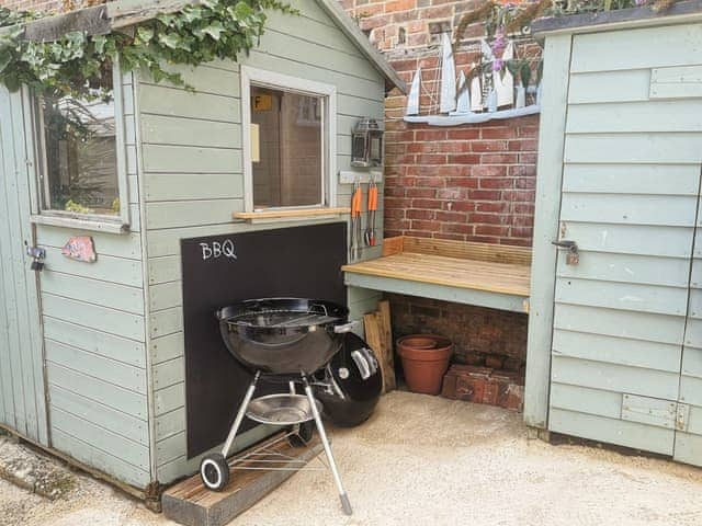 Outdoor area | The Camber, Cowes