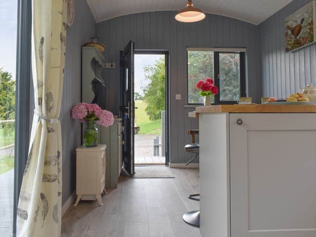 Open plan living space | Jacks Shepherd Hut - Ponsford Ponds, Knowle, near Cullompton