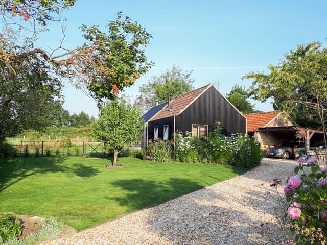 Driveway | Wrens Nest, Kington Langley, near Chippenham