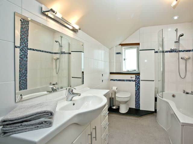 En-suite | Exmoor View, Cheriton, near Lynton