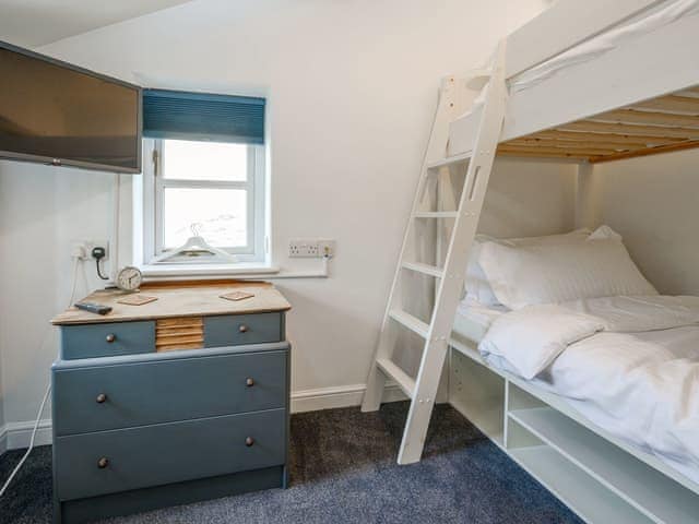 Bunk bedroom | Holly Cottage, Kettlewell