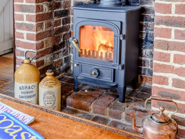 Living room | Sunny House by the Sea, Dymchurch