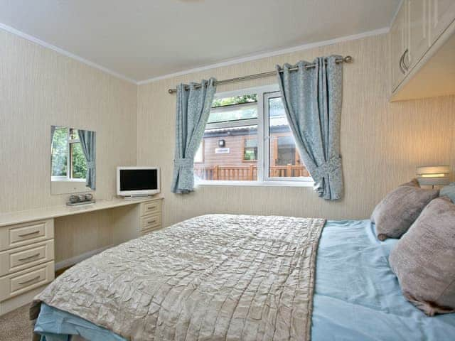 Double bedroom | Forest Glade Lodge, Lanlivery