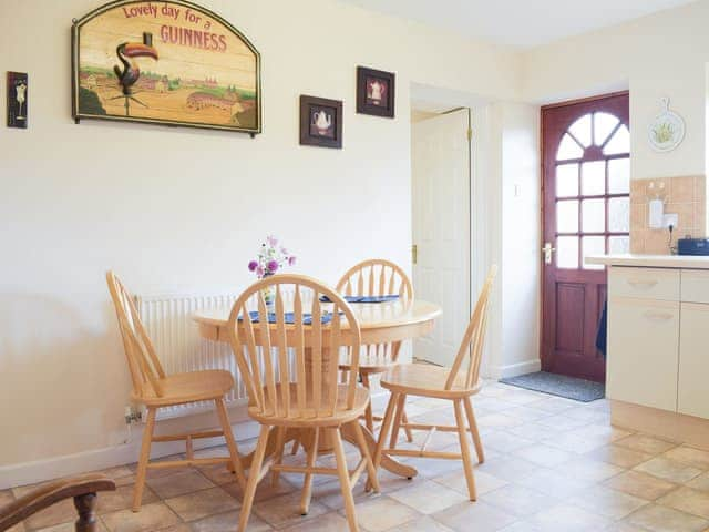 Kitchen/diner | The Byre, Little Cowarne, near Bromyard