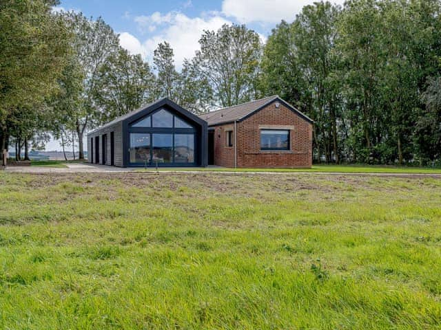 Exterior | 1 The Pheasant - Ilsley Farm Barns, East Ilsley, near Newbury