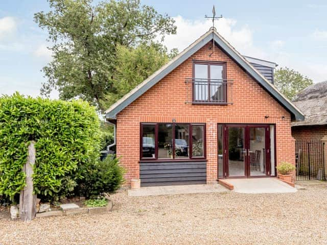 Exterior | Hilley Holey, Woodbastwick, near Norwich