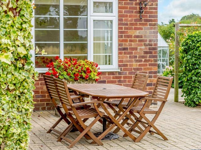 Sitting-out-area | Henrys Retreat, Lenton, near Grantham