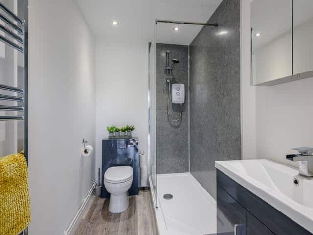 Shower room | The Gardens, Brandon, near Thetford