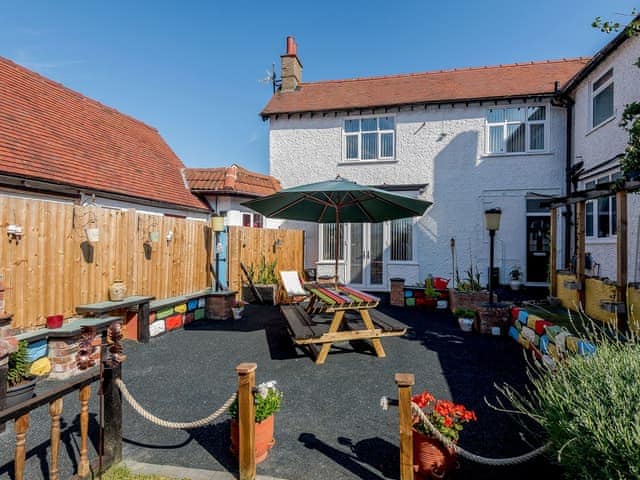 Outdoor area | Peartree Cottage - Tufty&rsquo;s, Skegness