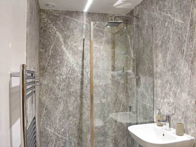 Shower room | Gelderslack Barn, Nateby, near Kirkby Stephen