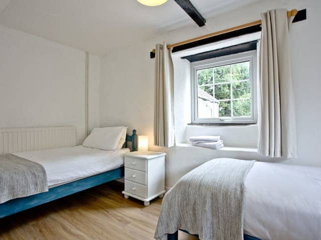 Twin bedroom | Stables - Summercourt Cottages, St Martin, near Looe