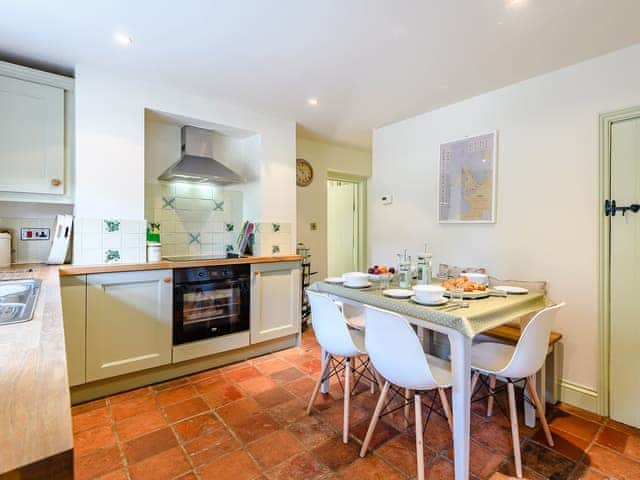 Kitchen/diner | Ivy Cottage, Ingoldisthorpe