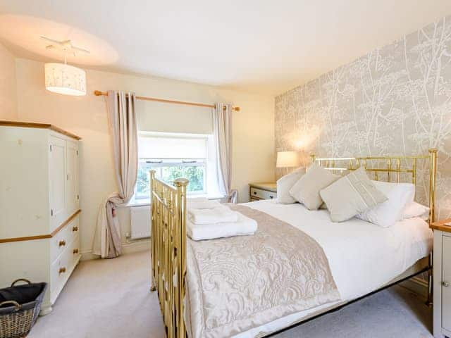 Double bedroom | Ivy Cottage, Ingoldisthorpe