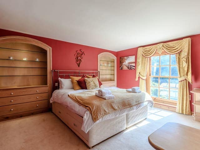 Double bedroom | Psalter Farmhouse, Skendleby Psalter, near Alford