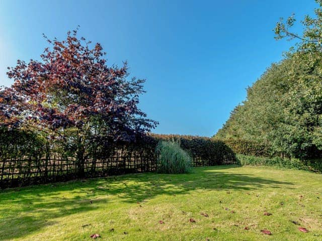 Garden and grounds | Psalter Farmhouse, Skendleby Psalter, near Alford