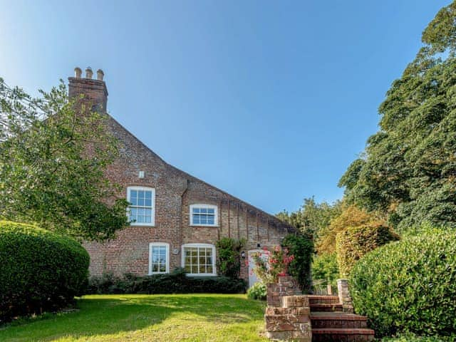 Exterior | Psalter Farmhouse, Skendleby Psalter, near Alford