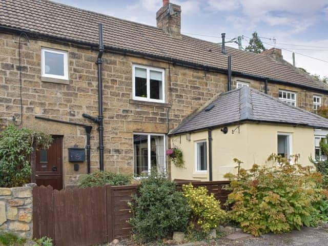 Charming stone-built holiday home | Front Row Cottage, Ovingham, near Prudhoe