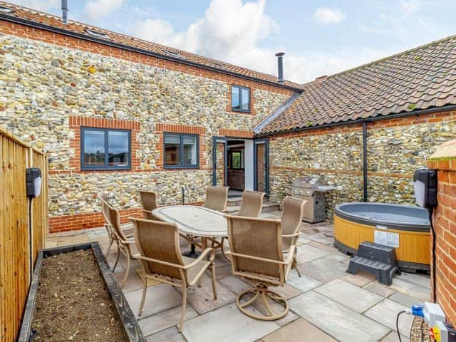 Patio | Kestrel Barn - Goldfinch Barns, Swaffham