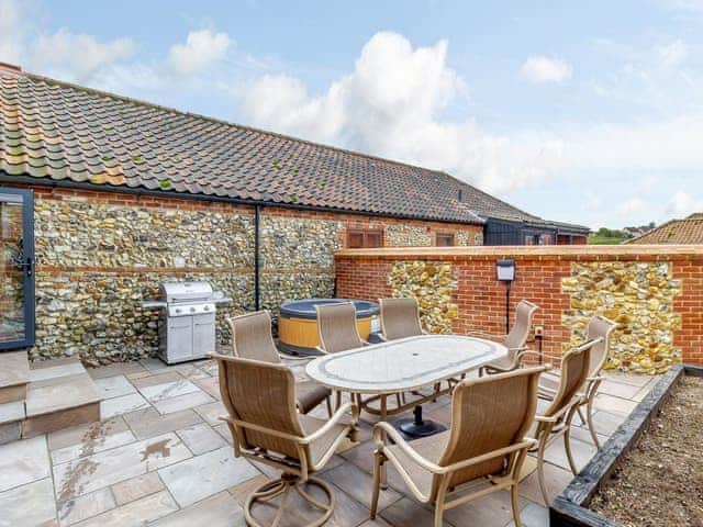 Patio | Kestrel Barn - Goldfinch Barns, Swaffham