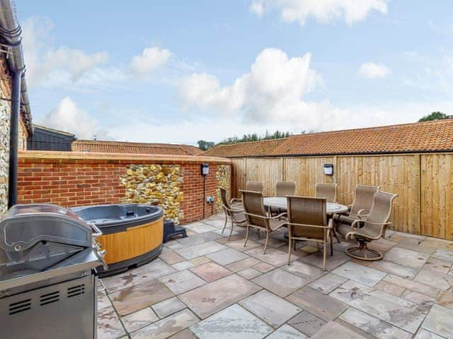 Patio | Kestrel Barn - Goldfinch Barns, Swaffham