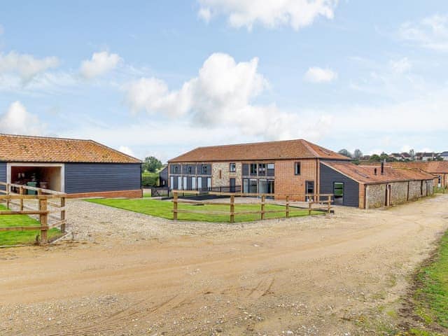 Exterior | Skylark Barn - Goldfinch Barns, Swaffham