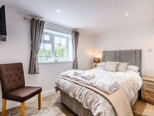 Double bedroom | Poppy Cottage, West Ashby, near Horncastle