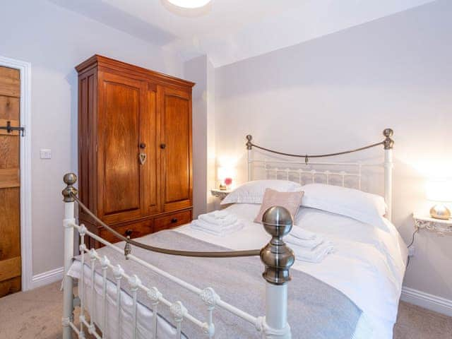 Double bedroom | Wren Cottage, Thirlby, near Thirsk