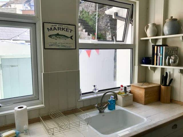 Kitchen | Sea Star Cottage, Fowey