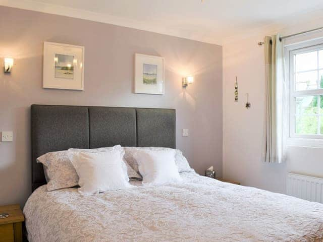 Double bedroom | Lynicote Farm, Skinners Bottom, near St Agnes