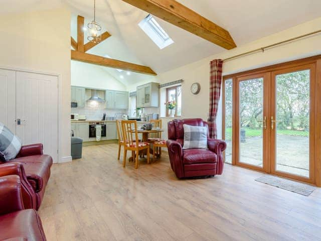 Living area | Bluebell - Clapham Holme Farm Cottages, Great Hatfield, near Hornsea