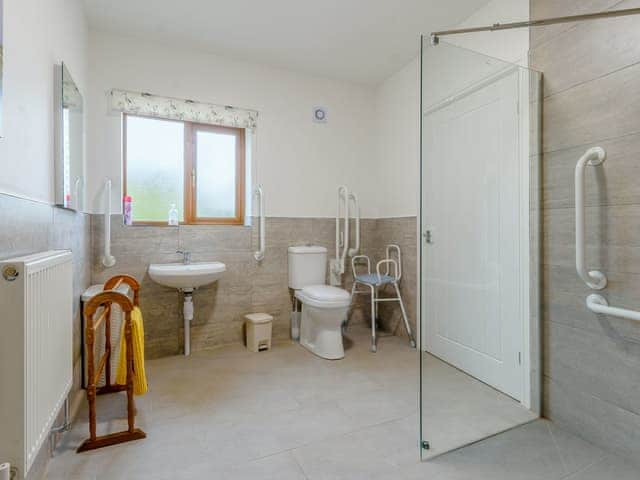 Shower room | Bluebell - Clapham Holme Farm Cottages, Great Hatfield, near Hornsea