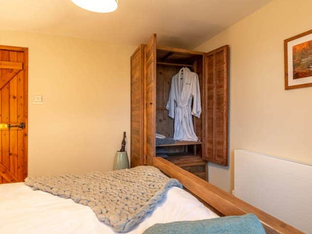 Double bedroom | Maybeck Cottage, Ruswarp, near Whitby