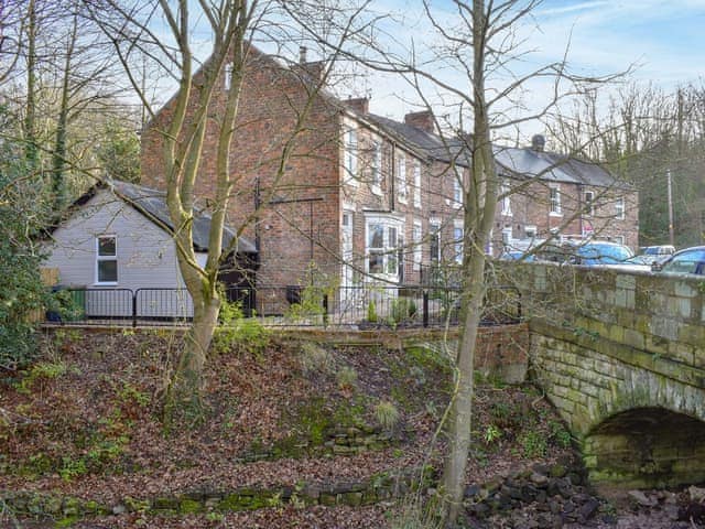 Setting | Bridge House, Loftus, near Saltburn-by-the-Sea