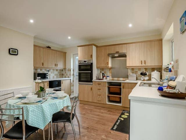 Kitchen/diner | Seaclusion, Happisburgh