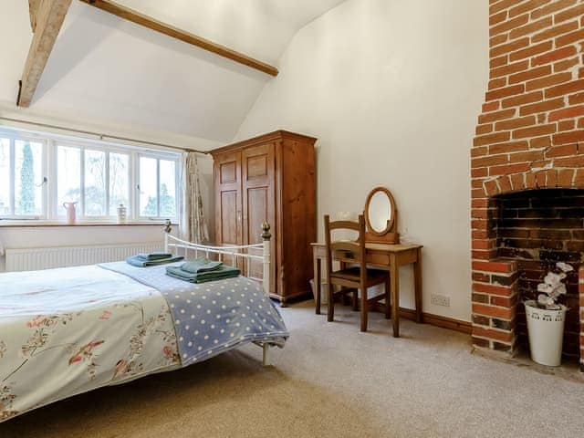 Double bedroom | Wheelwright&rsquo;s Cottage, Rumburgh