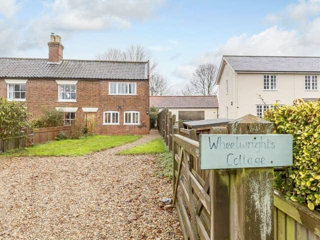 Exterior | Wheelwright&rsquo;s Cottage, Rumburgh