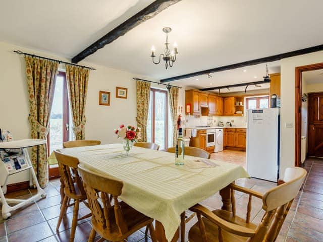 Kitchen/diner | Purlin Barn - Thorpland Manor Barns, Runcton Holme