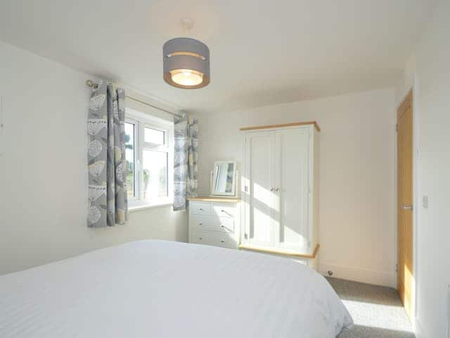 Double bedroom | Fort Spinney Holiday Bungalows, Yaverland