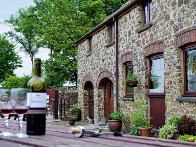 Exterior | The Corn Loft - Longlands Farm Cottages, Haverfordwest, near Narberth