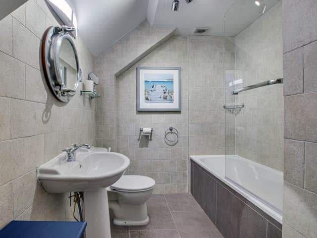 Bathroom | The Salt Loft, Fowey