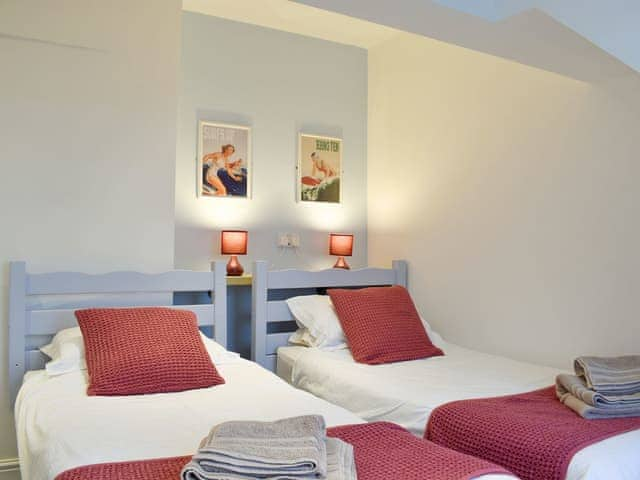 Twin bedroom | Sandrock House, Sheringham