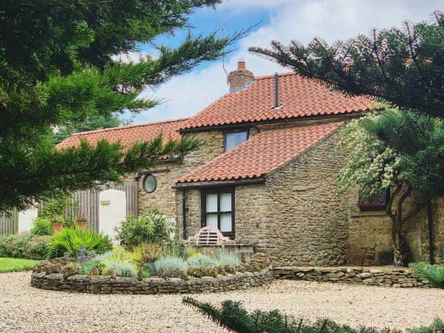 Exterior | Grain End - Granary Farm Cottages, Sawdon, near Scarborough