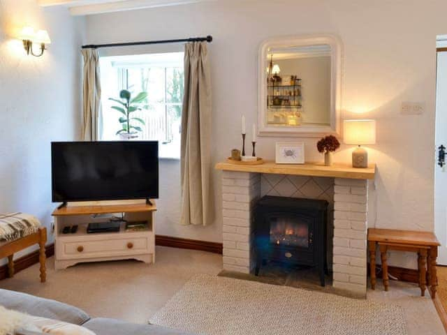 Living area | Wheatsheaf Cottage - Granary Farm Cottages, Sawdon, near Scarborough