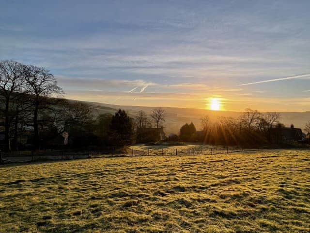 Surrounding area | Sycamore Cottage at Naze Farm, Willow Cottage at Naze Farm - Naze Farm, Chinley