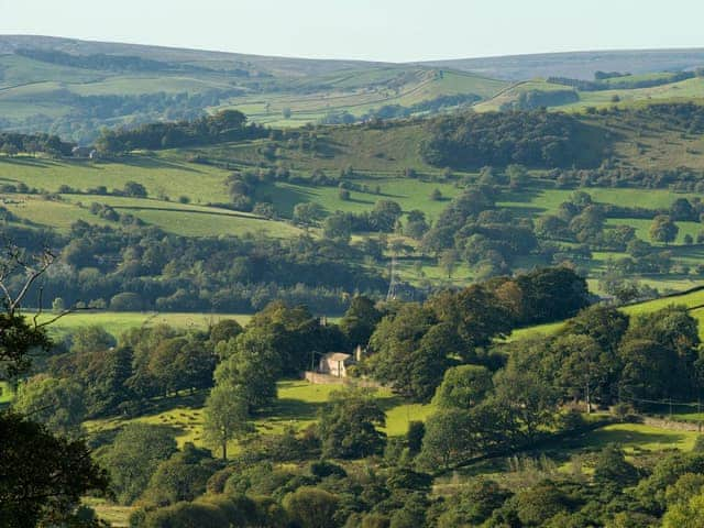 Setting | Sycamore Cottage at Naze Farm, Willow Cottage at Naze Farm - Naze Farm, Chinley