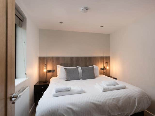 Double bedroom | 6 Monkbar Mews - City Apartments, York