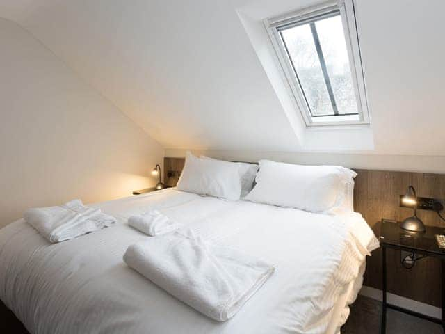 Double bedroom | 7 Monkbar Mews - City Apartments, York