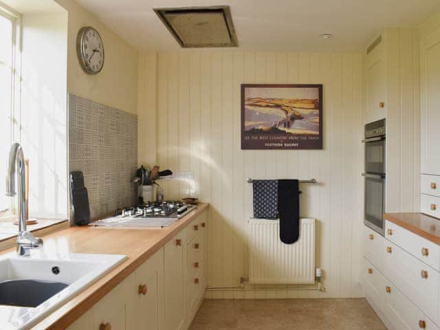 Kitchen | Coachmans Close, Milverton, near Taunton