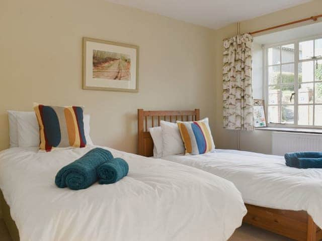 Twin bedroom | Coachmans Close, Milverton, near Taunton