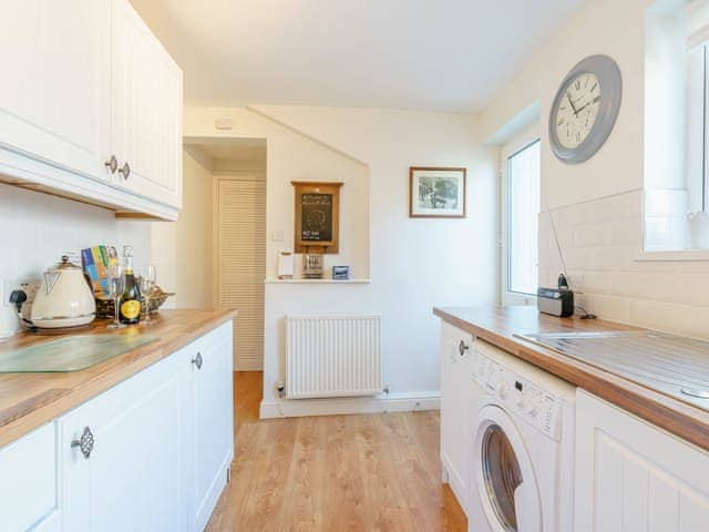 Kitchen | Ammonite House, Whitby